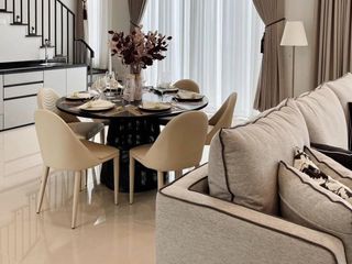 For sale 4 Beds house in Bang Kapi, Bangkok