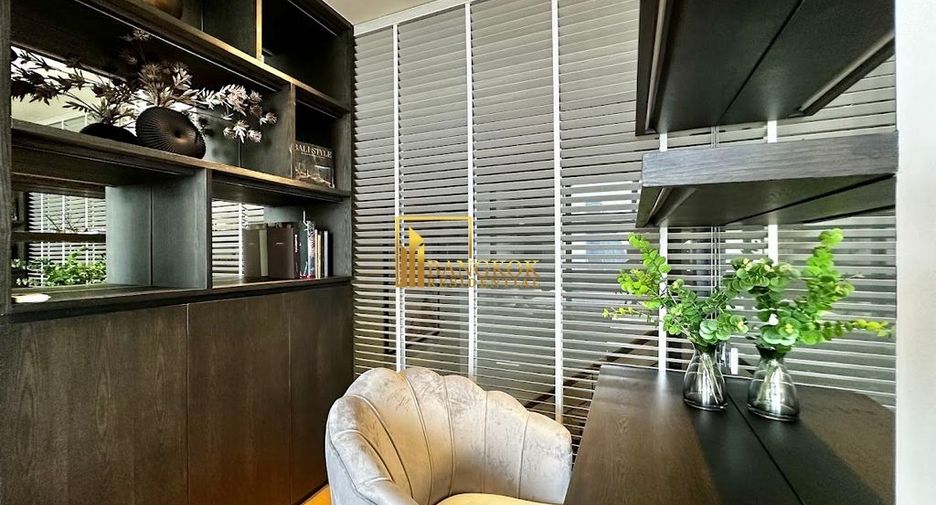 For rent 2 bedrooms condo in Khlong Toei, Bangkok