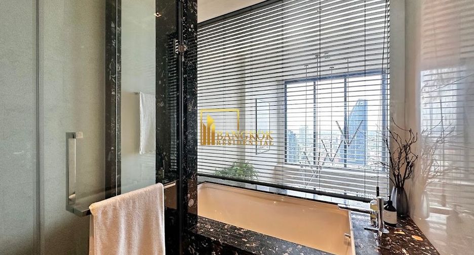 For rent 2 bedrooms condo in Khlong Toei, Bangkok