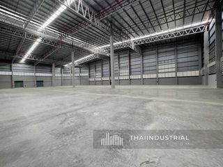 Almacén en alquiler en Si Racha, Chonburi
