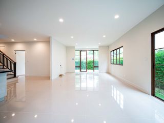 For sale 4 Beds house in Bang Khen, Bangkok
