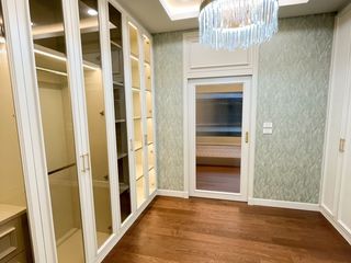 For sale 4 Beds house in Bang Khen, Bangkok