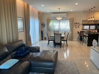 For sale 4 Beds house in Lam Luk Ka, Pathum Thani
