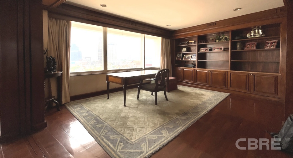 For sale 2 bedrooms condo in Sathon, Bangkok