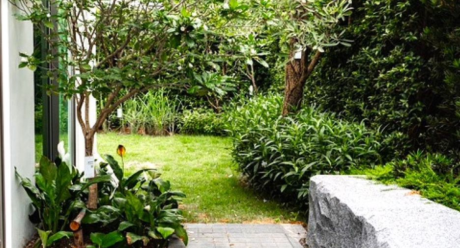 For rent 4 bedrooms house in Saphan Sung, Bangkok