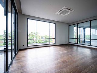 For sale 4 Beds house in Suan Luang, Bangkok