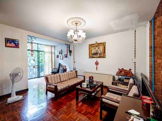 For sale 5 Beds house in Sathon, Bangkok