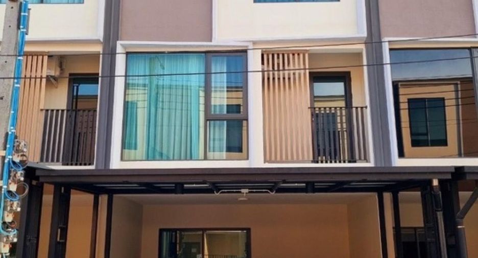 For rent 2 bed townhouse in Bang Phli, Samut Prakan