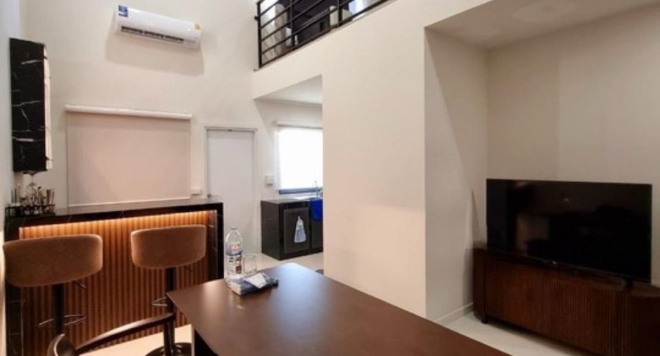 For rent 2 bed townhouse in Bang Phli, Samut Prakan