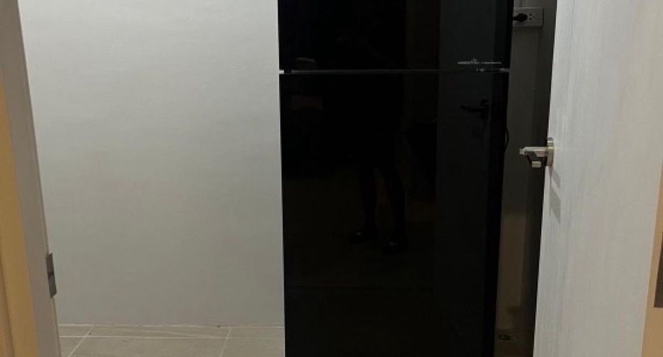 For rent 2 bed townhouse in Bang Phli, Samut Prakan