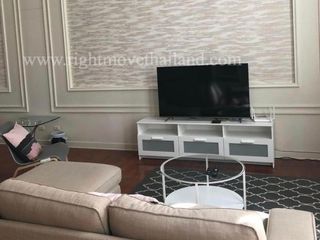 Casa adosada en alquiler de 4 habitaciones en Watthana, Bangkok