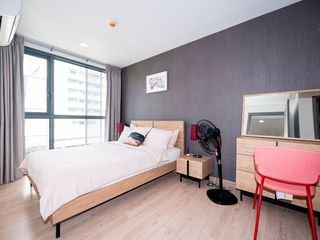 For sale 1 bed condo in Watthana, Bangkok