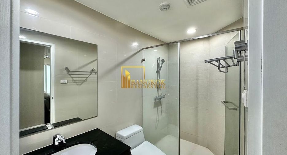 For rent and for sale 5 bed condo in Huai Khwang, Bangkok