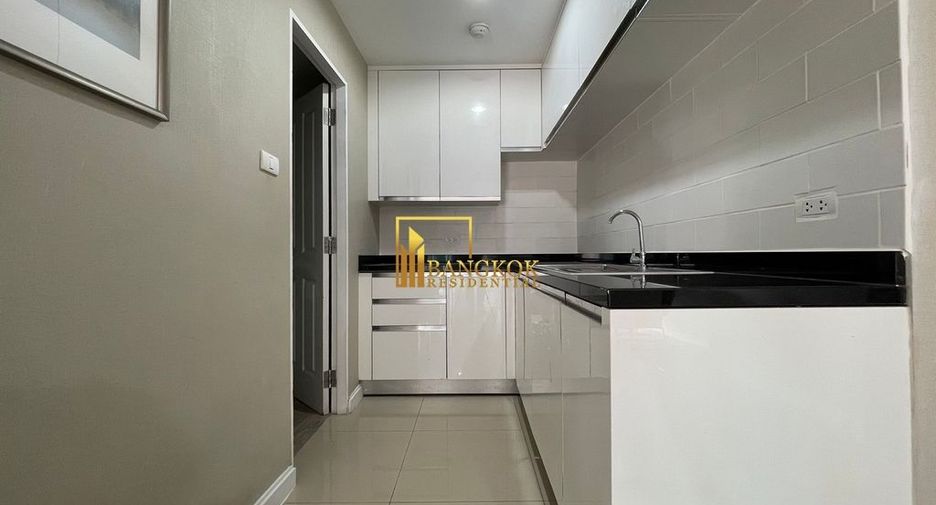 For rent and for sale 5 bed condo in Huai Khwang, Bangkok