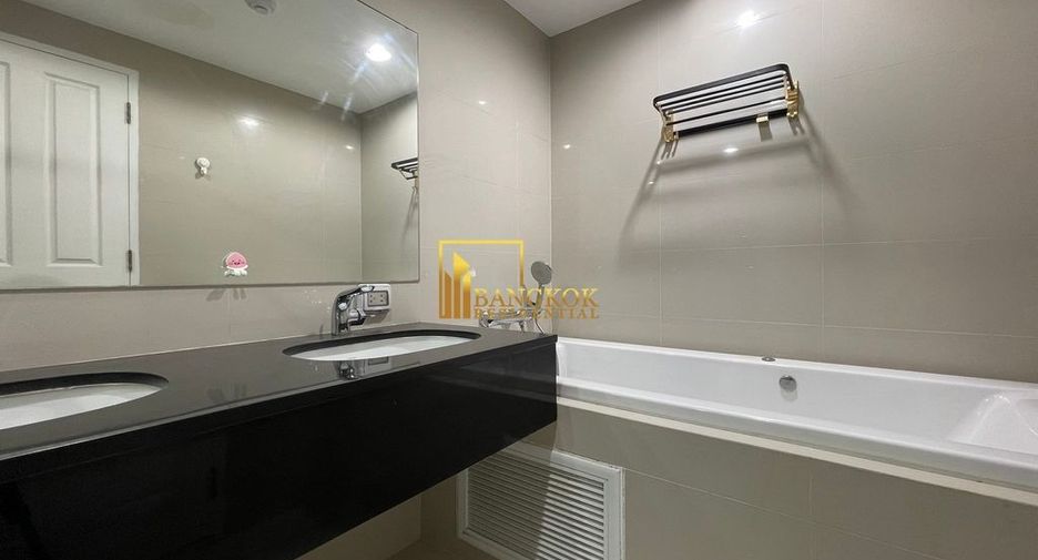 For rent and for sale 5 bed condo in Huai Khwang, Bangkok