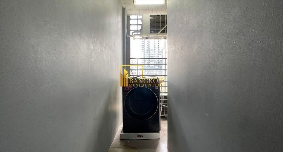 For rent and for sale 5 bed condo in Huai Khwang, Bangkok