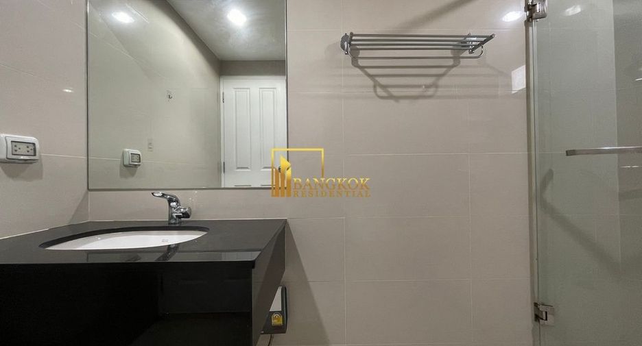 For rent and for sale 5 bed condo in Huai Khwang, Bangkok