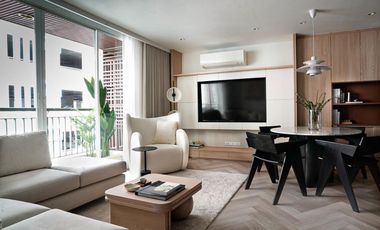 For sale 2 bed condo in Pathum Wan, Bangkok