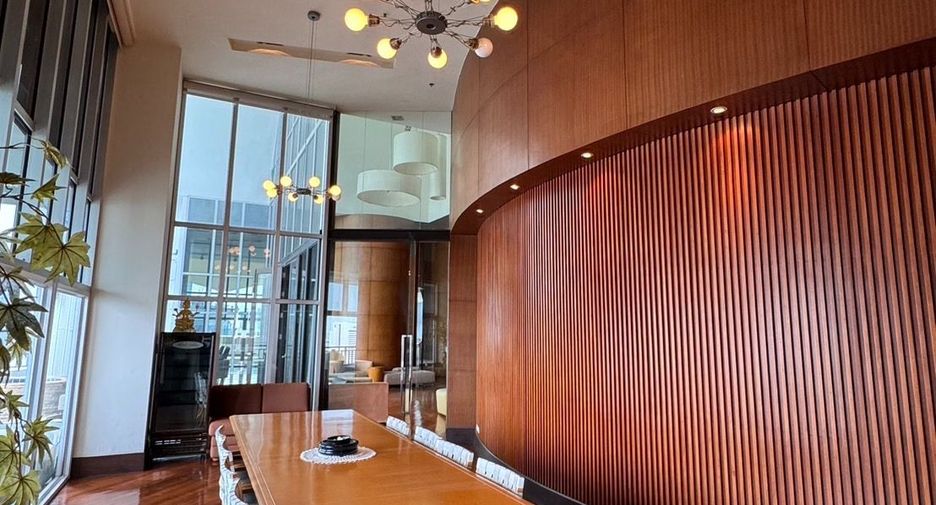 Wohnung zum Kauf mit 4 Zimmer in Sathon, Bangkok