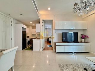 For rent 2 bedrooms condo in Pathum Wan, Bangkok