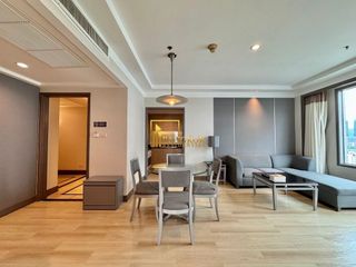 For rent 2 bedrooms serviced apartment in Watthana, Bangkok