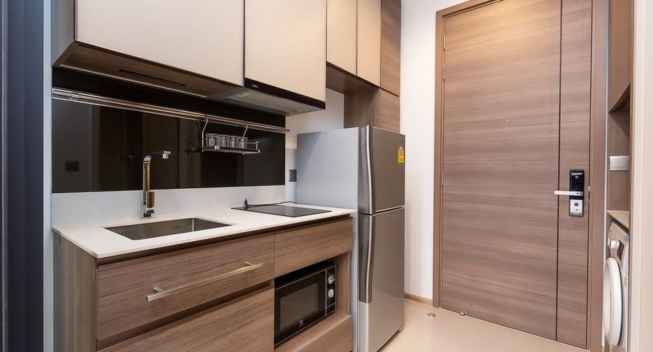 For sale 1 bed condo in Phaya Thai, Bangkok