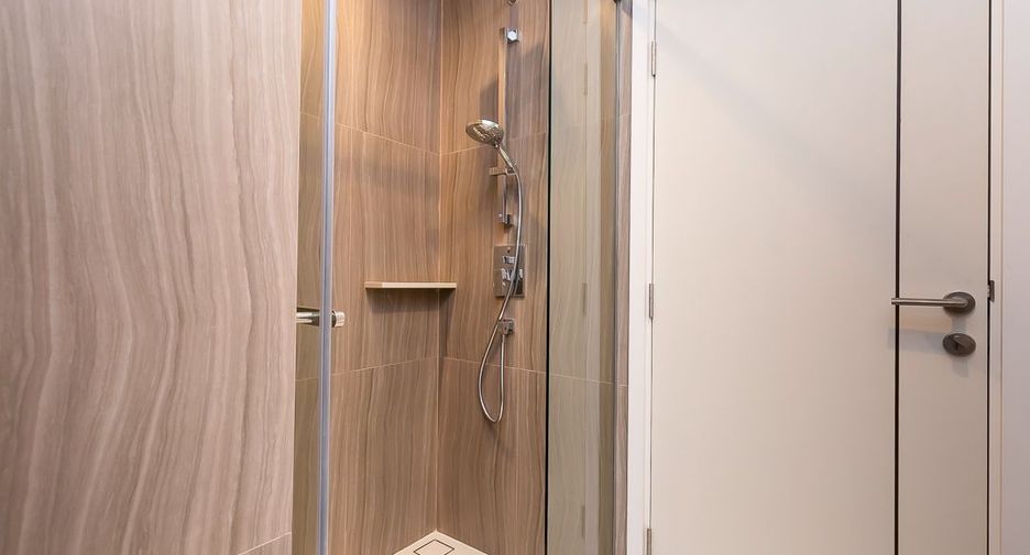 For sale 1 bed condo in Phaya Thai, Bangkok