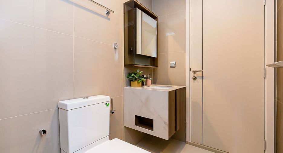 For sale 1 bed condo in Phaya Thai, Bangkok