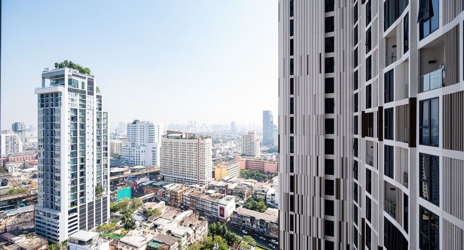 For sale 1 bed condo in Phaya Thai, Bangkok