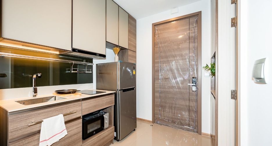For sale 1 bed condo in Phaya Thai, Bangkok