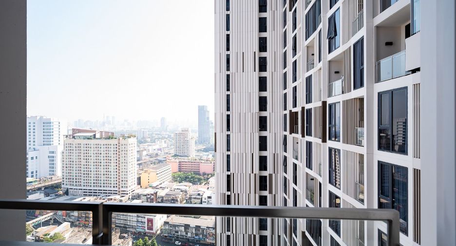 For sale 1 bed condo in Phaya Thai, Bangkok