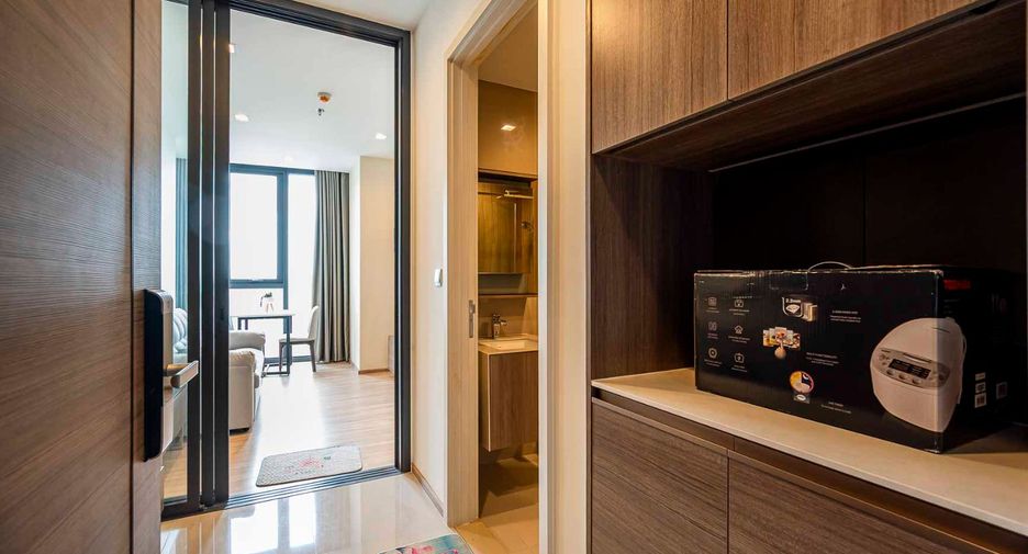 For sale 1 bed condo in Phaya Thai, Bangkok