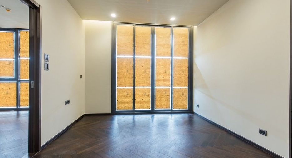 For sale 1 bed condo in Phaya Thai, Bangkok