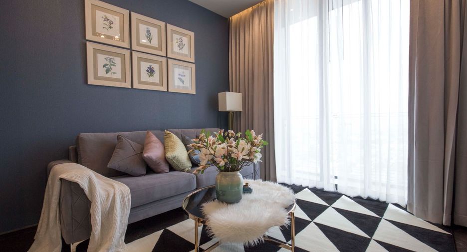 For sale 1 bed condo in Phaya Thai, Bangkok