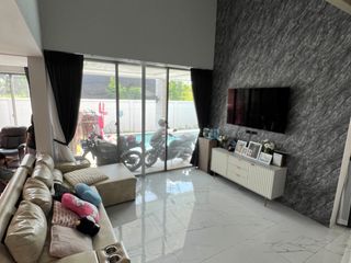 Haus zur Miete und zum Kauf mit 4 Zimmer in San Sai, Chiang Mai