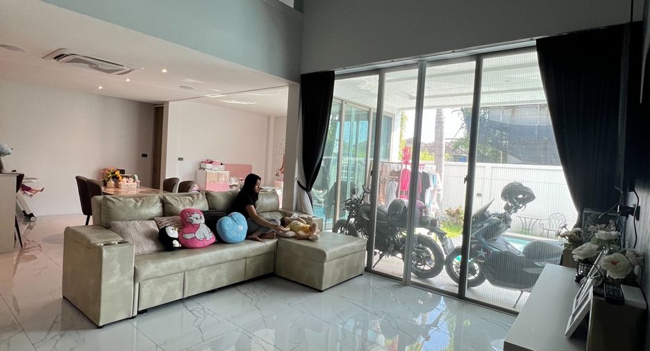 For rent and for sale 4 bedrooms house in San Sai, Chiang Mai