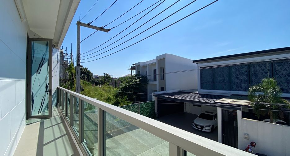 For rent and for sale 4 bedrooms house in San Sai, Chiang Mai