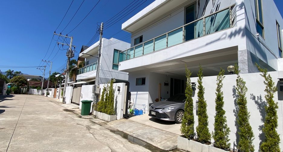 For rent and for sale 4 bedrooms house in San Sai, Chiang Mai