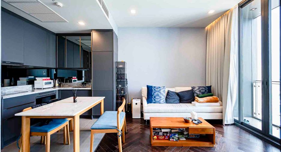 For sale 1 bed condo in Phaya Thai, Bangkok