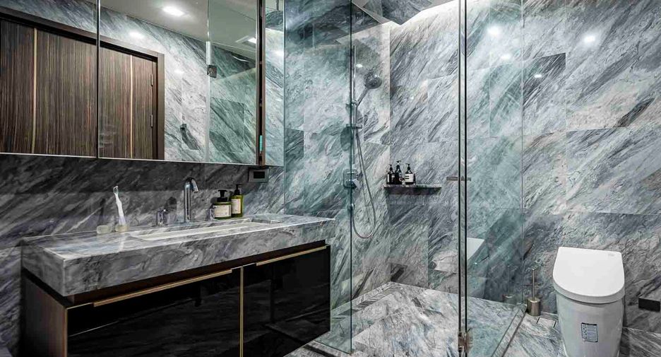 For sale 1 bed condo in Phaya Thai, Bangkok