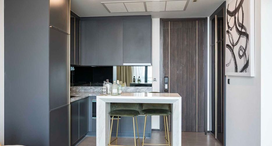 For sale 1 bed condo in Phaya Thai, Bangkok
