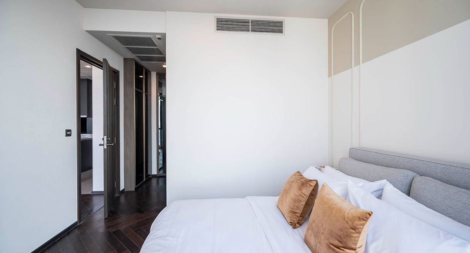 For sale 1 bed condo in Phaya Thai, Bangkok