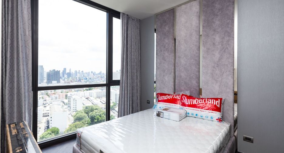 For sale 2 bed condo in Phaya Thai, Bangkok