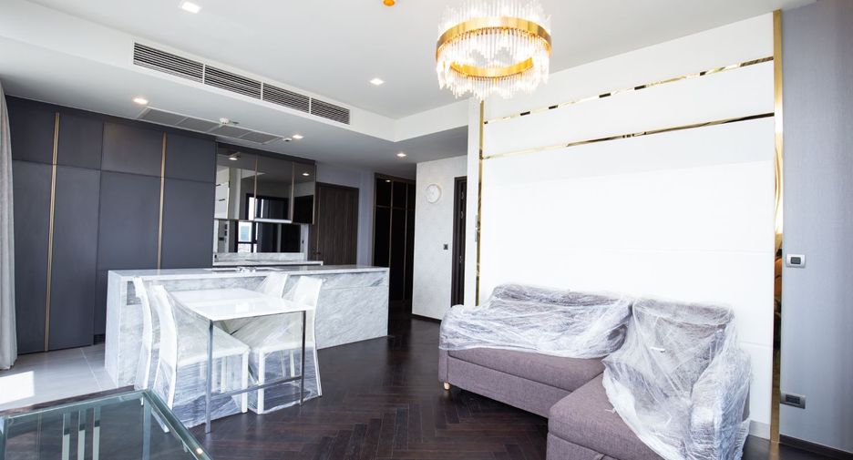 For sale 2 bed condo in Phaya Thai, Bangkok