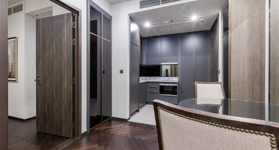 For sale 1 bed condo in Phaya Thai, Bangkok