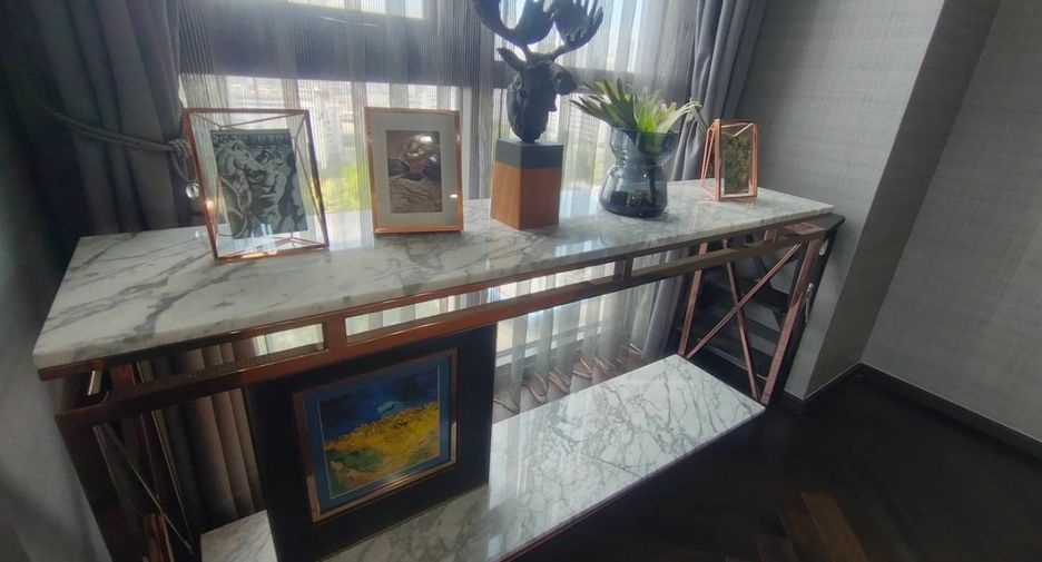 For sale 1 bed condo in Phaya Thai, Bangkok