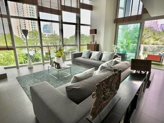 For sale 4 bed condo in Khlong San, Bangkok