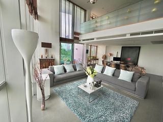 For sale 4 bed condo in Khlong San, Bangkok