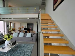 For sale 4 bed condo in Khlong San, Bangkok
