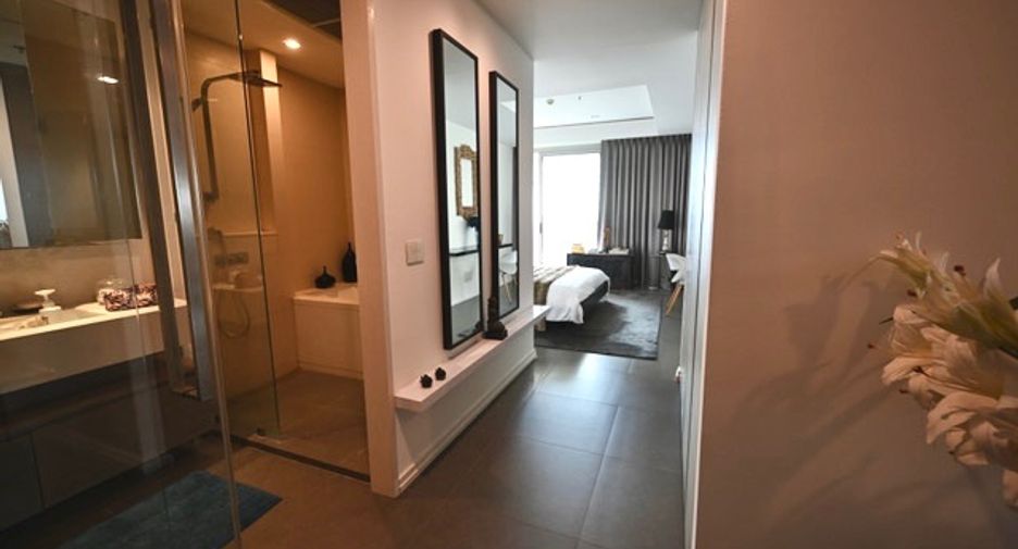 À vendre 4 chambres condo à Khlong San, Bangkok